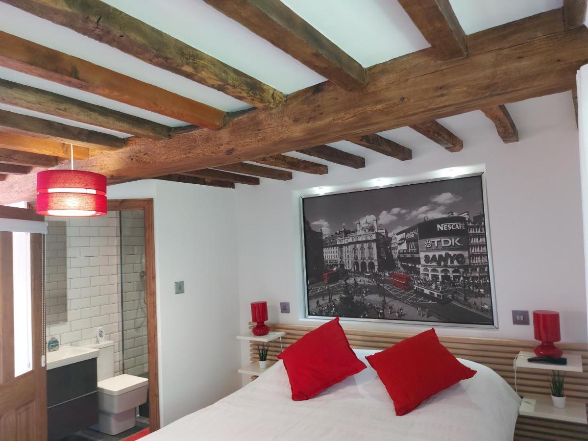Thames Head Wharf - Historic Cotswold Cottage With Stunning Countryside Views Cirencester Buitenkant foto