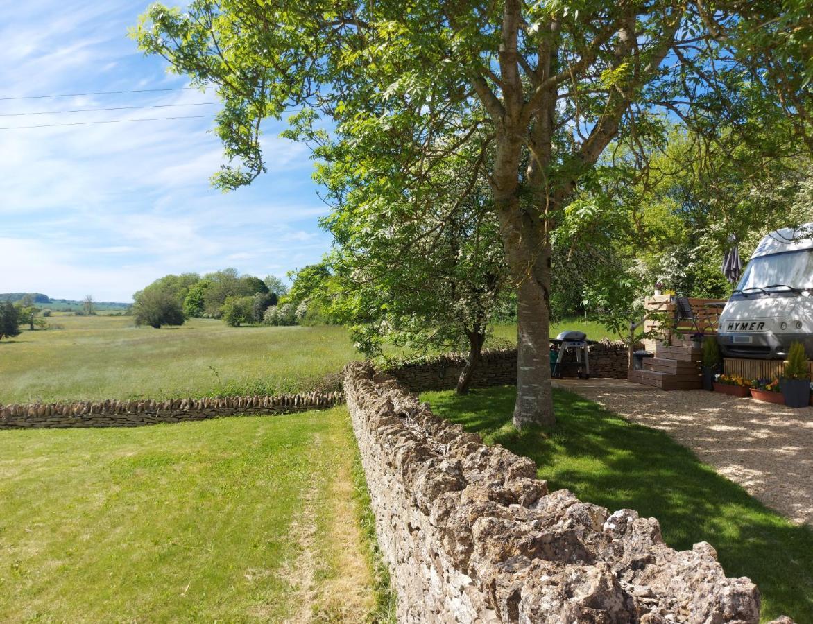 Thames Head Wharf - Historic Cotswold Cottage With Stunning Countryside Views Cirencester Buitenkant foto