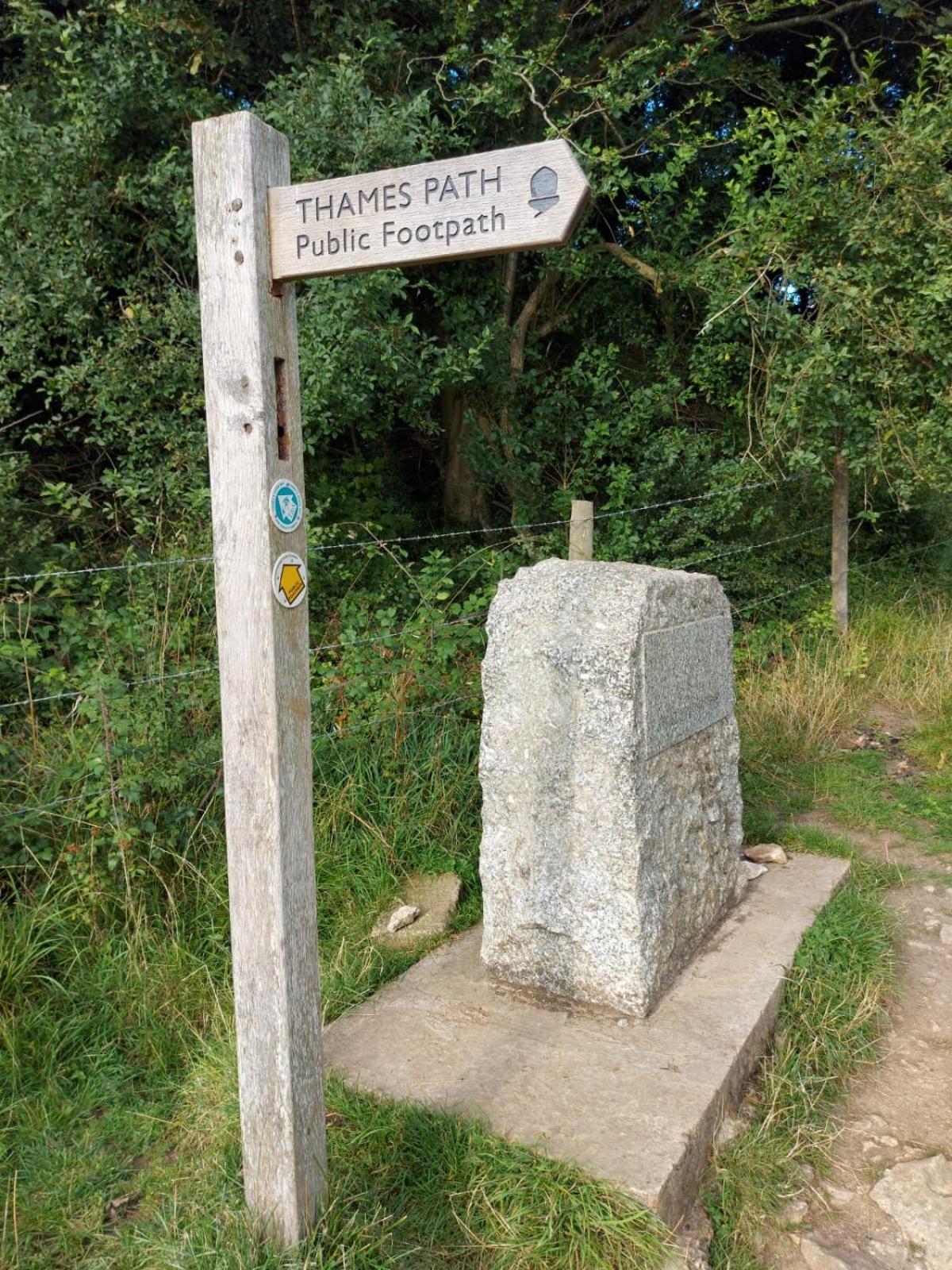 Thames Head Wharf - Historic Cotswold Cottage With Stunning Countryside Views Cirencester Buitenkant foto